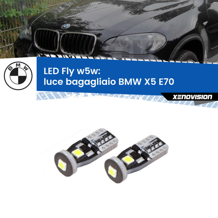 <strong>luce bagagliaio LED per BMW X5</strong> E70 2006 - 2013. Coppia lampadine <strong>w5w</strong> Canbus compatte modello Fly Xenovision.