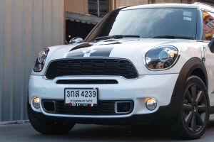 Countryman R60 (2010 - 2016)