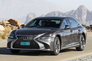 LS XF10 (1989 - 1994)