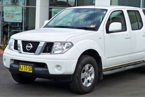 Navara D40 (2004 - 2016)