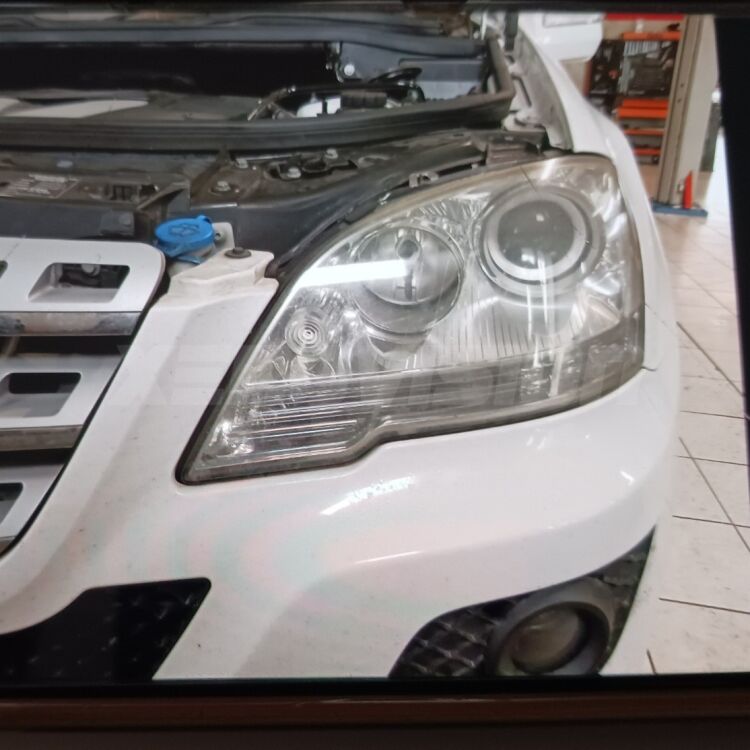 Coppia adattatori portalampada LED per Mercedes Classe-M