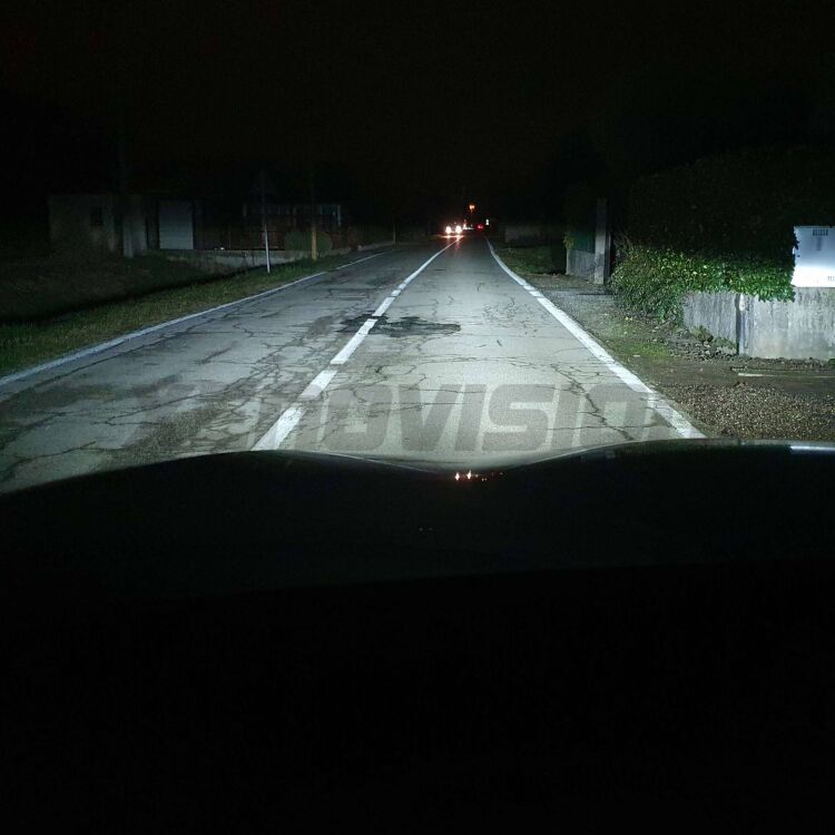 <strong>Kit anabbaglianti LED per Renault Kadjar</strong>  2015 - 2022.</strong>.Coppia lampade <strong>H7</strong> modello Edge v3.0 di Xenovision.