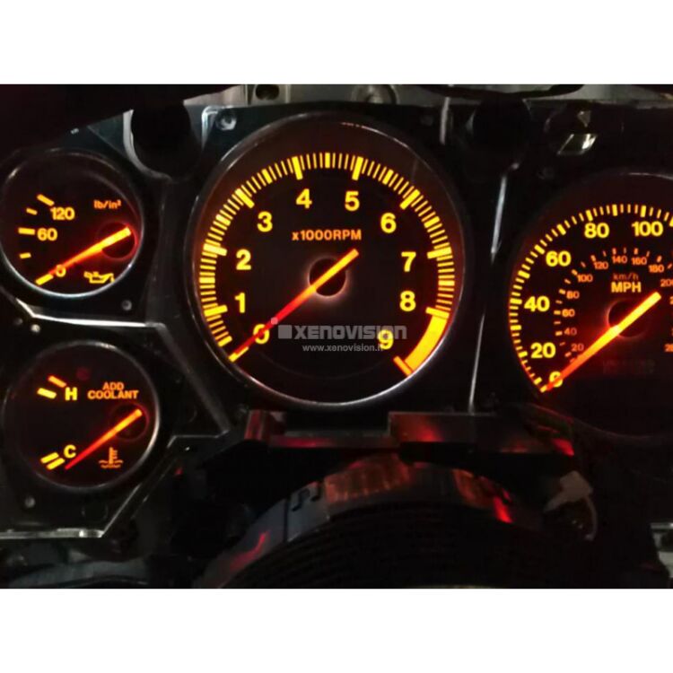 <p><strong>60 Lumen,omnidirezionale.&nbsp;</strong>Luce Led 6000K con innesto T5 B8.5D per cruscotto e strumentazione.&nbsp;</p>