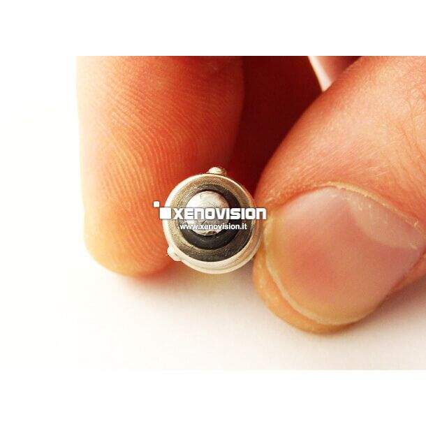 <p><strong>60Lumen + Canbus</strong> - Doppia illuminazione su entrambe le facce, con 2 Led ad altissima luminosità. Innesto BAX9S H6W. Perfetta come luce posizione.</p>