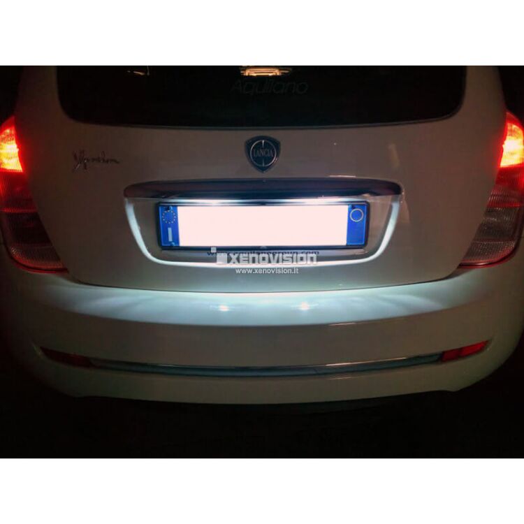 <p><strong>90Lumen, Canbus.</strong> C5W 39mm a Led di altissima qualità, ideale per luce targa, bagliaio e cortesia di auto Canbus. Equipaggia 3 Ultra Led 6000k.</p>