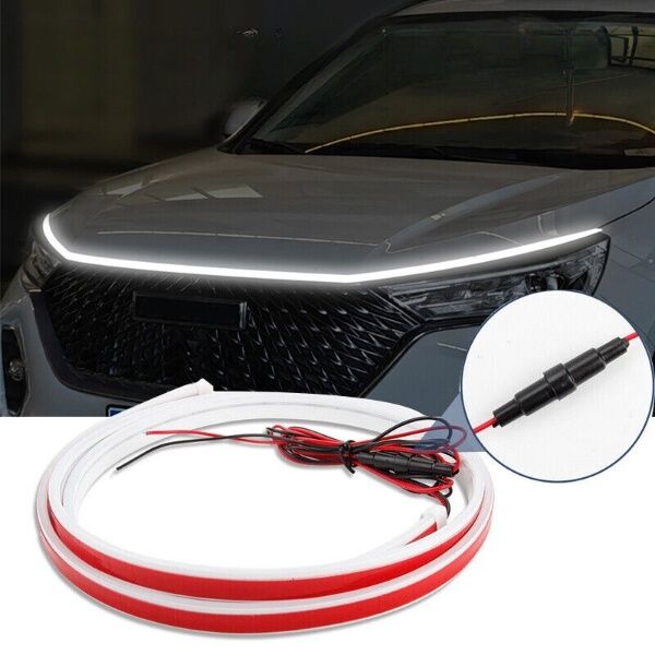 <b>Striscia LED universale e dinamica per cofano motore</b> facilissima da installare. Funziona come luce diurna ed offre un'elegante e spettacolare animazione dinamica effetto scanner all'accensione.