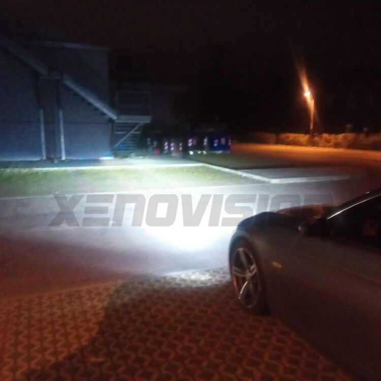 <p>Le lampade D1S 6000k Xenovision XT erogano più Lumen, durano di più e proiettano più lontano.</p>