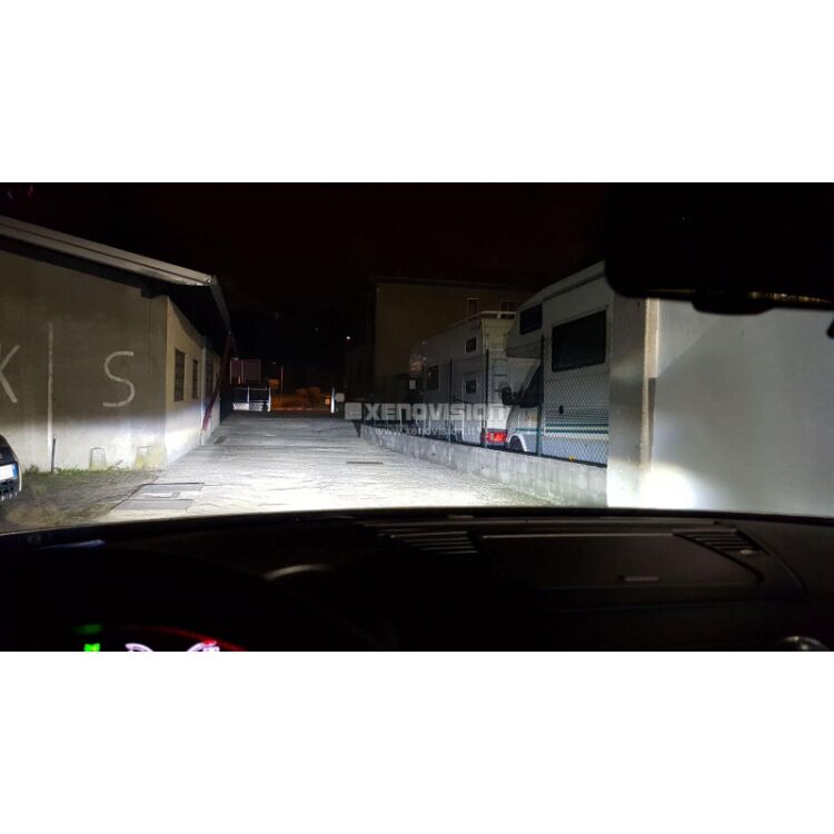 <p>&nbsp;</p>
<p>&nbsp;</p>
<p>3xvolte pi&ugrave; Luce sui Abbaglianti Giulietta. Pi&ugrave; profondit&agrave; visiva. Zero rischi col Tergicristalli. Completamente Plug&amp;Play.&nbsp;</p>