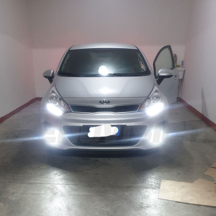 <strong>Kit fendinebbia LED</strong> per <strong>Mini Clubman</strong> R55 2007 - 2015. Compatte, impermeabili, senza ventola: praticamente indistruttibili. Top Quality.