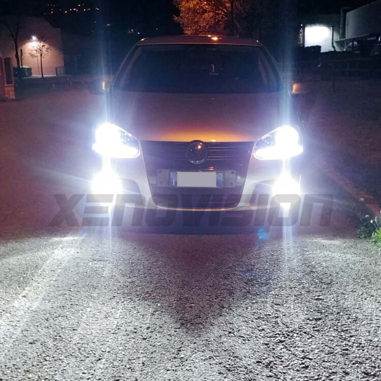 <strong>Kit fendinebbia LED</strong> per <strong>Mini Clubman</strong> R55 2007 - 2015. Compatte, impermeabili, senza ventola: praticamente indistruttibili. Top Quality.