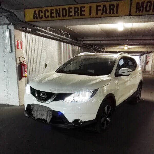 <strong>Kit Xenon </strong><strong>H11 </strong><strong>Professionale</strong> per Nissan Qashqai II J11 (2014 in poi). Taglio di luce perfetto, zero spie e riverberi. Leggendaria elettronica Canbus Xenovision. Qualità Massima Garantita.