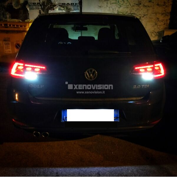 <strong>Retromarcia LED 6000k per Opel Astra J</strong> P10 restyling. Lampada <strong>H21W</strong> canbus modello Torpedo.