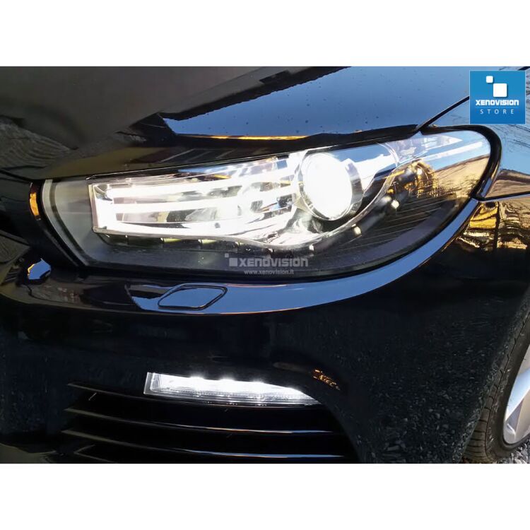 <p>Miscela di gas purissima 5000k senza aggiunte di gas inerti (coloranti) - Lampada H7 <strong>PROFESSIONALE</strong> di Altissima Qualità, realizzata e garantita da xenovision.</p>