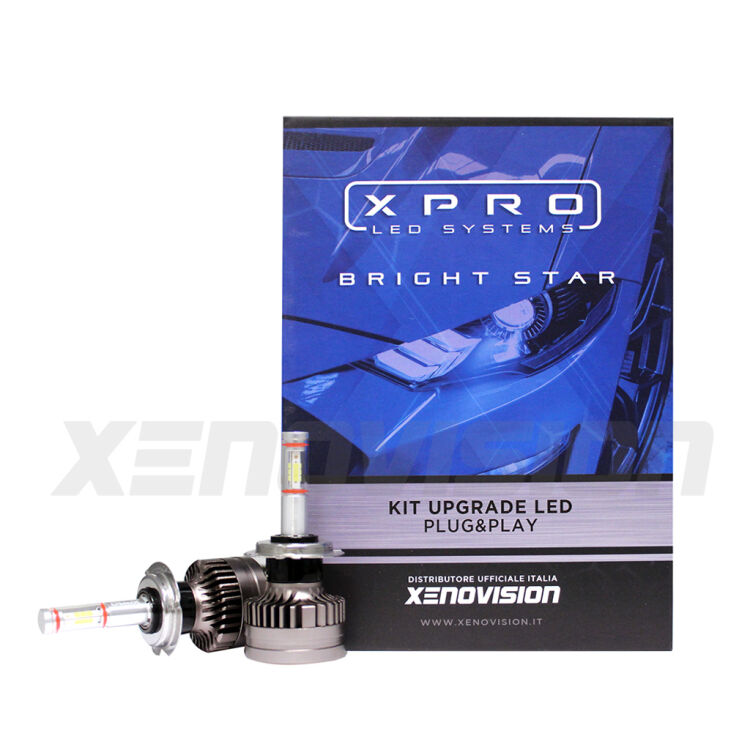Kit LED HB3 BrightStar di Xenovision. Performance pari allo Xenon, dimensioni contenute, perfetti su Lenticolari e Parabola. Alta Qualità.