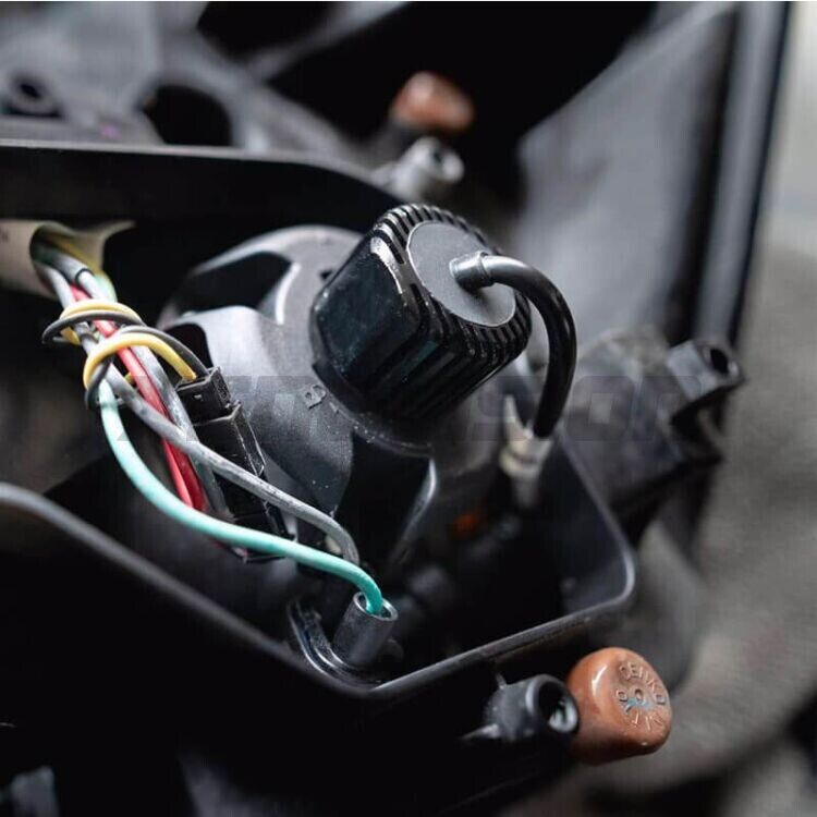 <strong>Kit fendinebbia LED</strong> HB4 per <strong>Mazda 3</strong> BL 2008 - 2011. Compatte, impermeabili, senza ventola: praticamente indistruttibili. Top Quality.