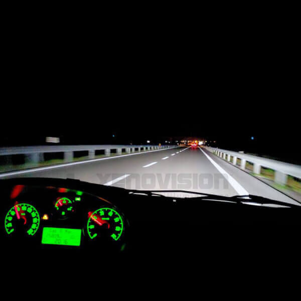 <strong>Kit Xenon </strong><strong>HIR2 </strong><strong>Professionale</strong> per Opel Insignia A II. Taglio di luce perfetto, zero spie e riverberi. Leggendaria elettronica Canbus Xenovision. Qualità Massima Garantita.