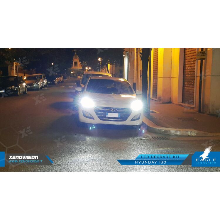 <p>Dimentica gli adattatori. Lampada modellata su misura per I30, come un ricambio originale.&nbsp;</p>