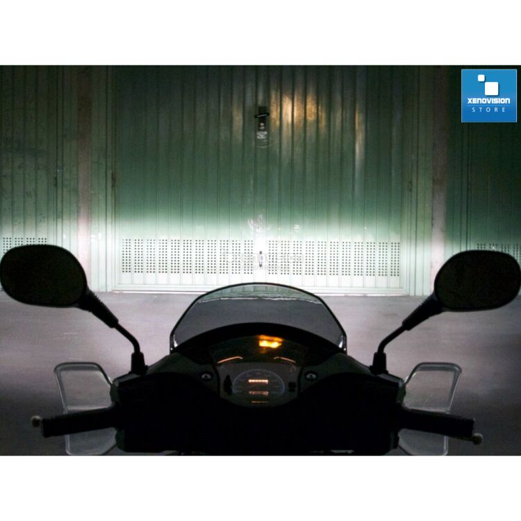 <p>Kit Bixenon Honda SH dal 1984 in poi, 6000k 35W Ultra Slim Xenovision ad architettura digitale 64-Bit. Lampada bixenon H4 Bianco Solare Ket KOREA, Qualita Garantita 2 anni&nbsp;</p>