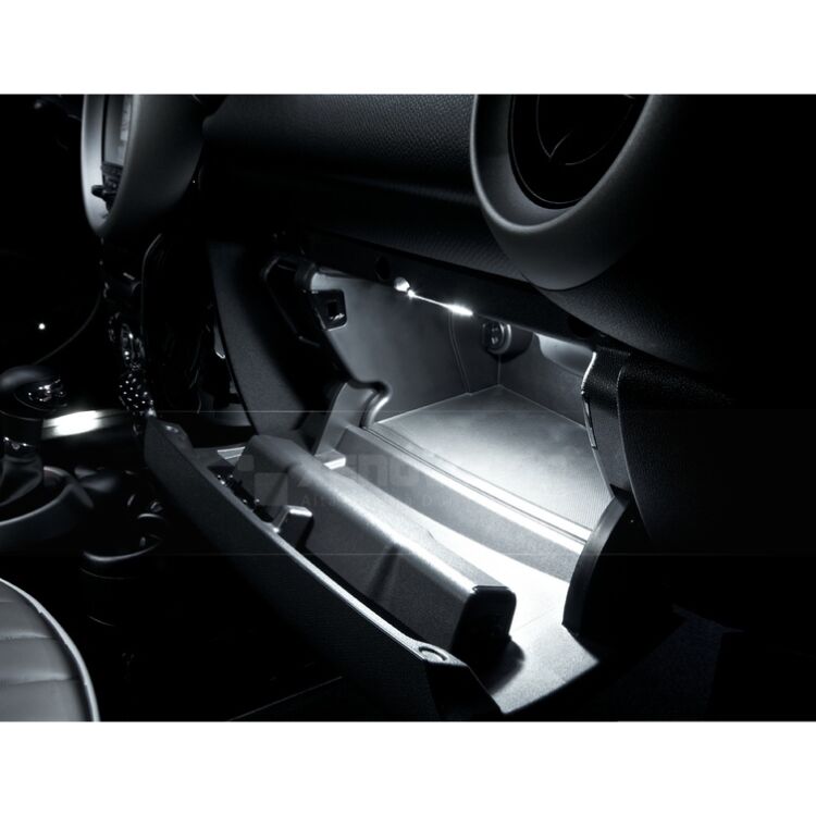 <p>3 volte pi&ugrave; luce, Bianco Lunare Purissimo e 100% Plug&amp;Play. Trasforma tutti i punti luce interni in LED. Shut up and get my money!&nbsp;</p>