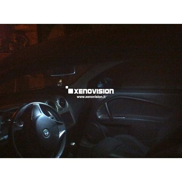 <p>Kit Led Alfa Mito Total, conversione tutti i punti luce a Led per Alfa Mito. Zero spie, Altissima Qualit&agrave;. Luce Bianco Lunare 6000k su ogni punto luce interno e retromarcia.</p>