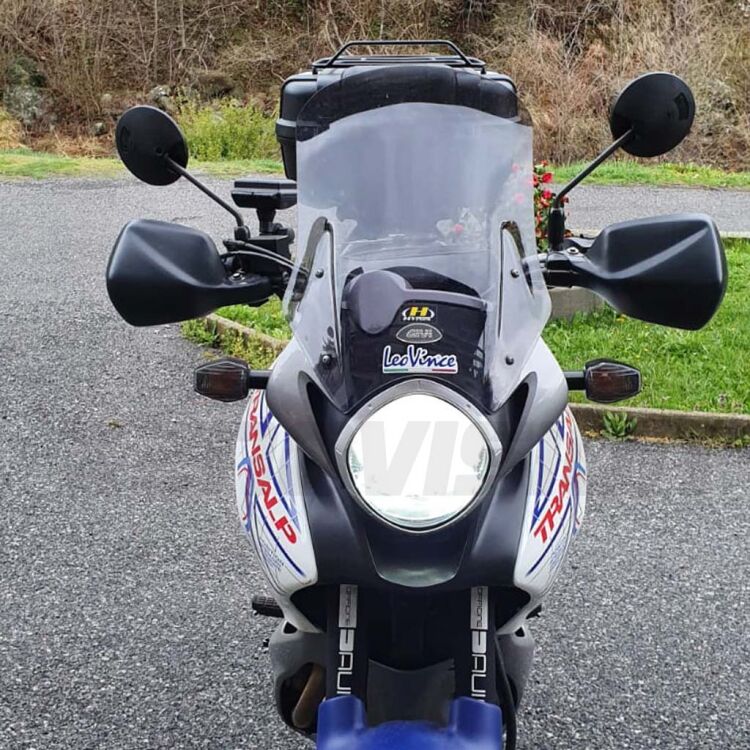 <p>Il kit LED per Honda Transalp 700 &nbsp;faro Anabbagliante #1 in Italia. Garantito.</p>