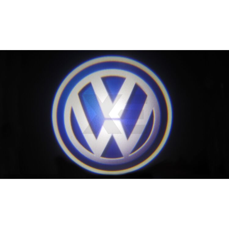 <p>Kit Placche Led Sottoporta/Pozzanghera con proiettore logo&nbsp;<strong>VW</strong></p>