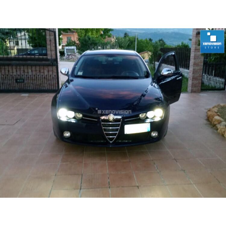 <p><span style="color: #626262;">Kit Xenon Specifico per i fari della tua Alfa 159. Engineered by Xenovision - Qualit&agrave; Massima.</span></p>
<p>&nbsp;</p>