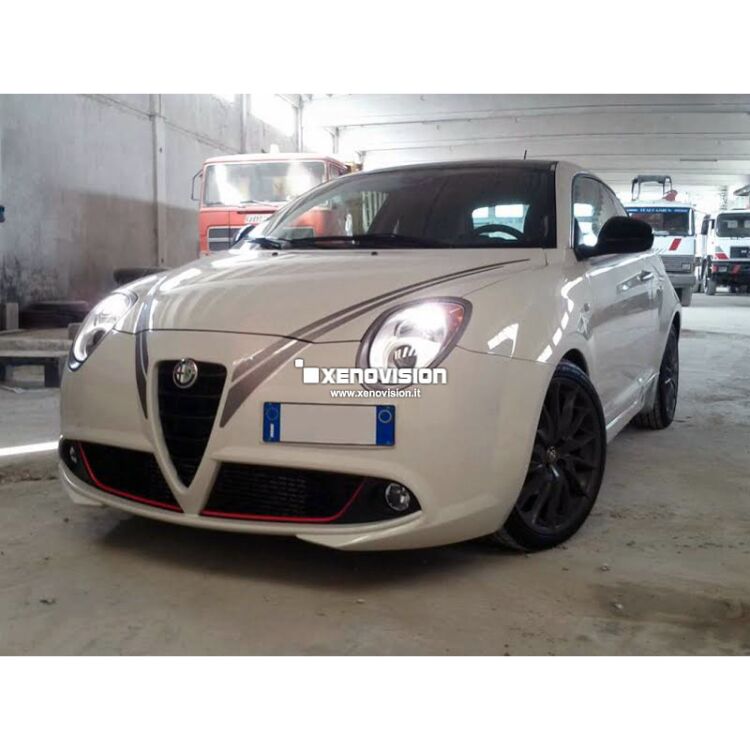 <p>Kit Xenon Specifico per i fari della tua Alfa Mito. Engineered by Xenovision - Qualit&agrave; Massima.</p>