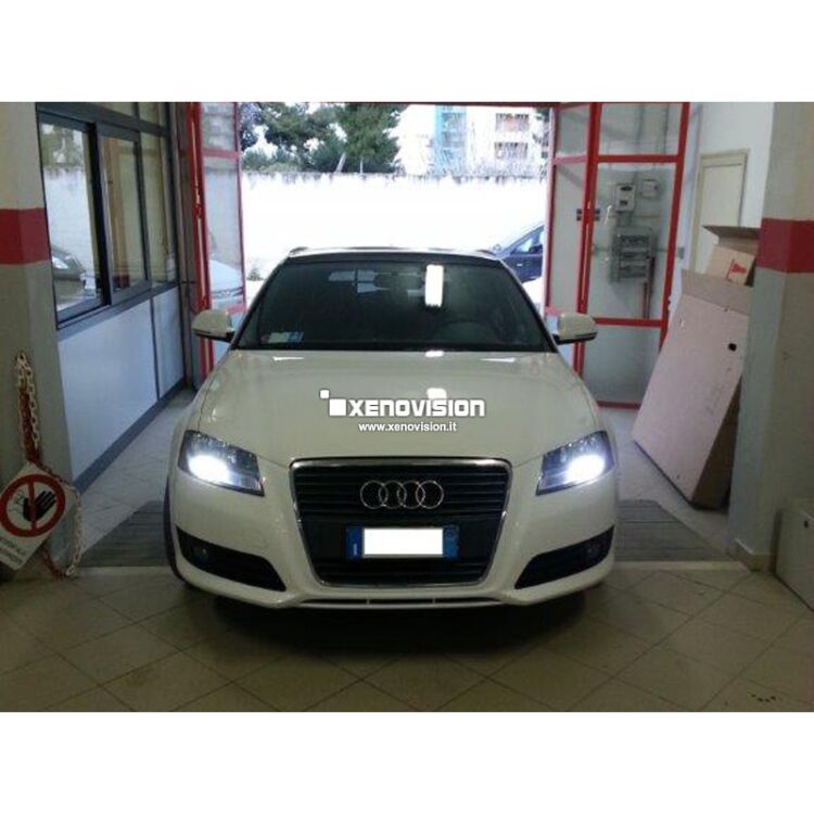 <p><span style="color: #626262;">Kit Xenon Specifico per i fari della tua Audi A3. Engineered by Xenovision - Qualit&agrave; Massima.</span></p>