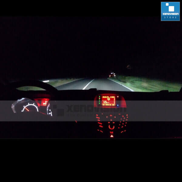 <p>Kit Xenon 35W e Luci Posizione a Led in tinta, pacchetto specifico per Ford Fiesta. Plug&amp;Play, contiene tutto l&#39;occorrente. Luce Bianco Lunare 6000k &nbsp;</p>