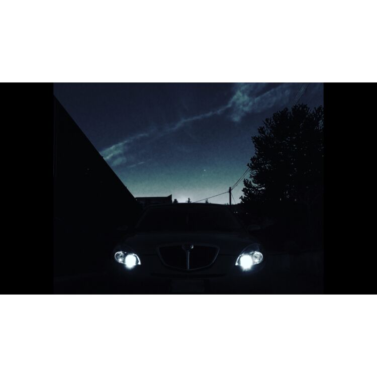 <p>Kit Xenon 35W specifico per il faro della Lancia Ypsilon Restyling dal 2006 al 2011 e Luci Posizione a Led in tinta. Plug&amp;Play zero spie, contiene tutto l'occorrente. Luce Bianco Lunare 6000k.</p>