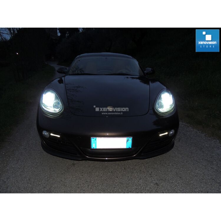 <p>Kit Xenon 35W specifico per il faro della Porsche&nbsp;Boxster Cayman 987 dal 2009 al 2012. Plug&amp;Play zero spie, contiene tutto l&#39;occorrente. Luce Bianco Lunare 6100k.</p><p>&nbsp;</p>