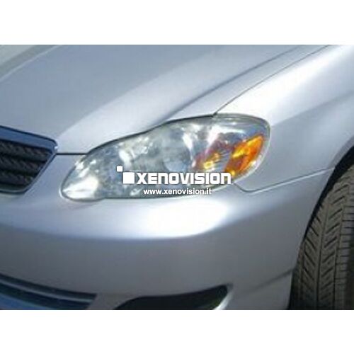 <p>Kit Xenon 55W e Luci Posizione a Led in tinta, pacchetto specifico per Toyota Corolla. Plug&amp;Play, contiene tutto l'occorrente. Luce Bianco Lunare 6000k &nbsp;</p>