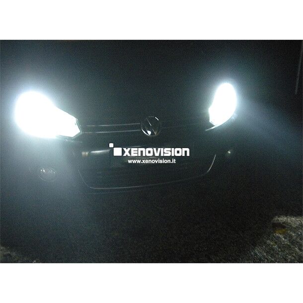 <p>Kit Xenon Specifico per i fari della tua VW Golf VI. Engineered by Xenovision - Qualit&agrave; Massima.</p>