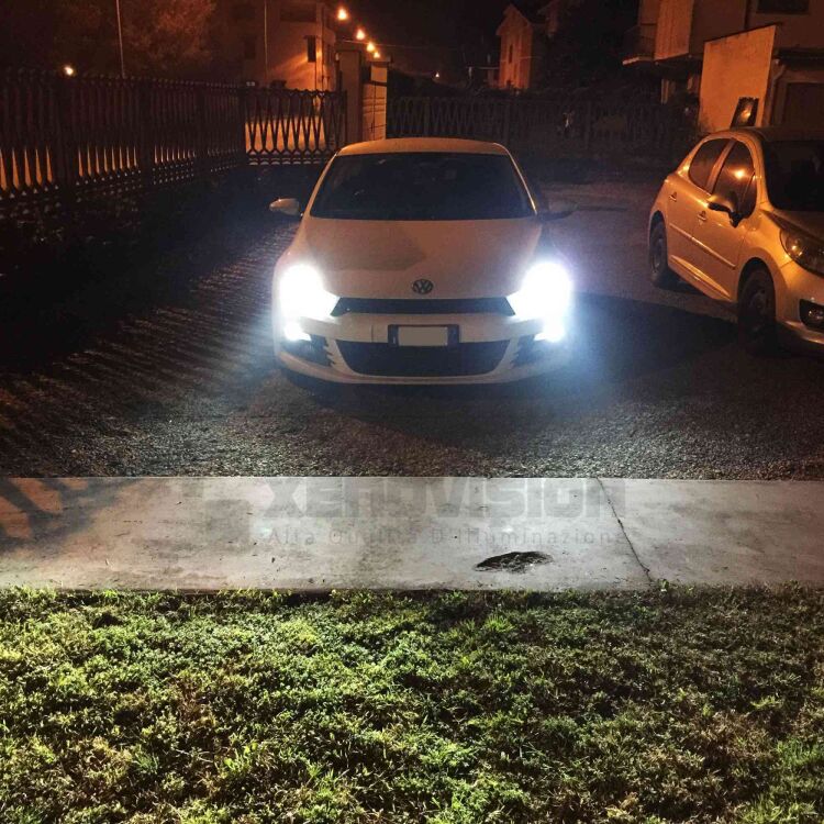 <p><span style="color: #626262;">Kit Xenon Specifico per i fari della tua&nbsp;<span style="color: #626262;">VW Scirocco</span>. Engineered by Xenovision - Qualit&agrave; Massima.</span></p>
<p>&nbsp;</p>