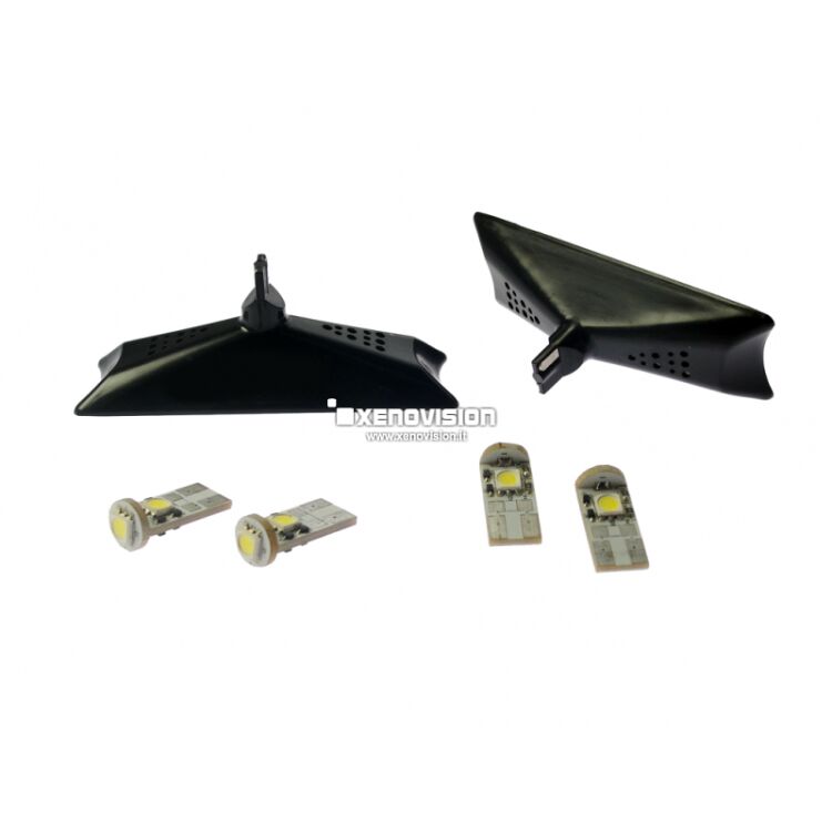 <p>Kit Led Luci Cortesia per BMW E90 E91 E92. Rimpiazzano Plug&amp;Play le lampadine delle vostre plafoniere sul soffitto dell'auto, aumentando notevolmente la luminosit&agrave; dell'interno, con un'illuminazione di un bianco purissimo 6000k. Qualit&agrave; Garantita Xenovision.</p>