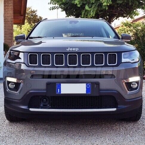 <strong>LED per luci diurne Jeep Compass</strong> II 2017 in poi. Coppia lampade <strong>PSX24W</strong> Canbus da Xenovision.