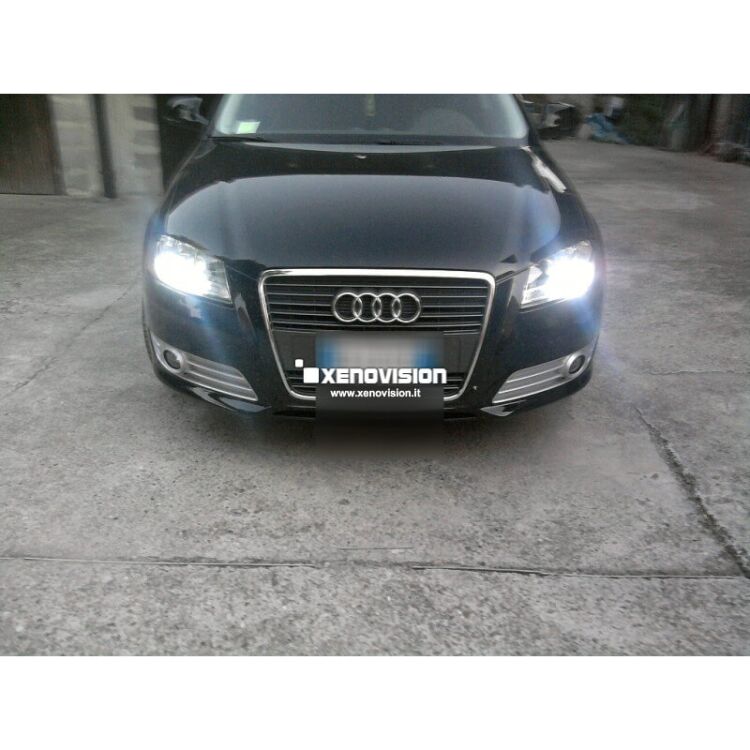 <strong>Luci diurne LED per Audi A3</strong> 8P 2003 - 2012. Lampada <strong>PS24W</strong> 6000k modello Gear.