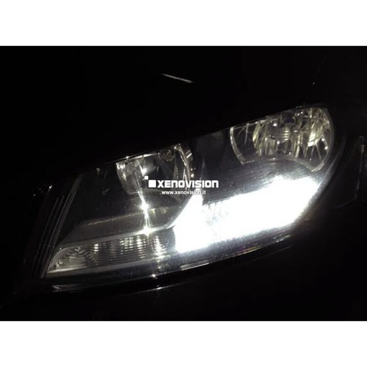 <strong>Luci diurne LED per Audi A3</strong> 8P 2003 - 2012. Lampada <strong>PS24W</strong> 6000k modello Gear.