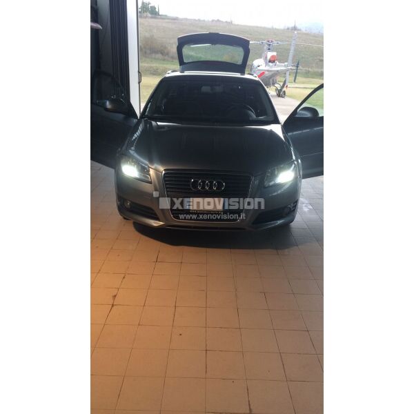 <strong>Luci diurne LED per Audi A3</strong> 8P 2003 - 2012. Lampada <strong>PS24W</strong> 6000k modello Gear.