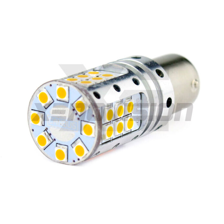 <strong>Freccia Anteriore LED no-spie per Mazda 2</strong> DY 2003 - 2007. Lampada <strong>PY21W</strong> modello top di gamma Arrow.