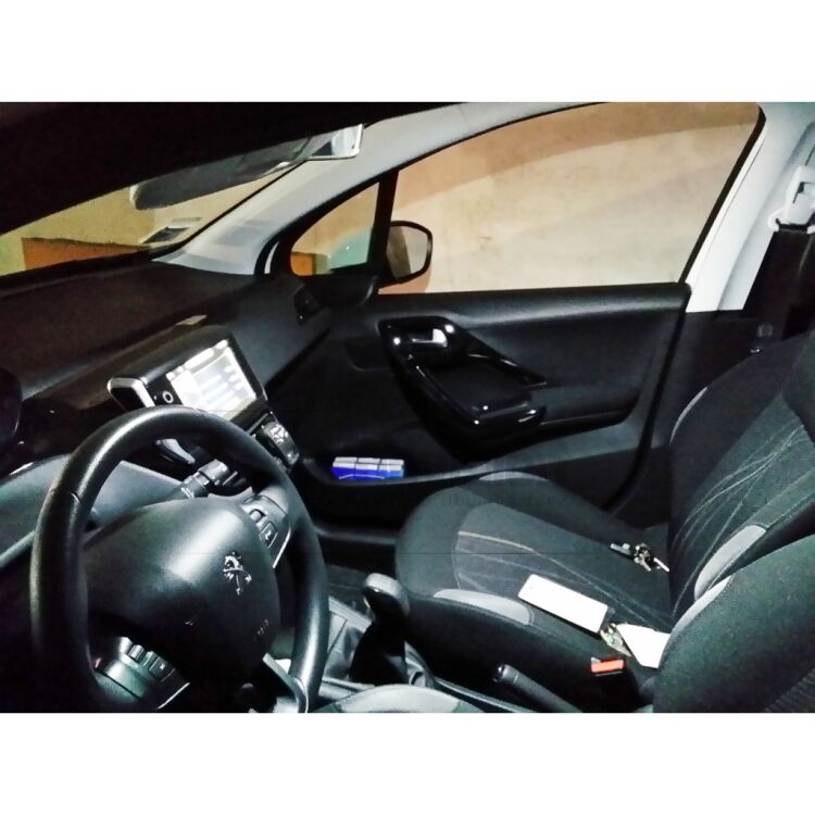 <strong>Luce Targa LED Mazda MX-5 II</strong> NB 1998 - 2005: ottima luminosità a 360 gradi. Si inseriscono ovunque. Canbus, Top Quality.