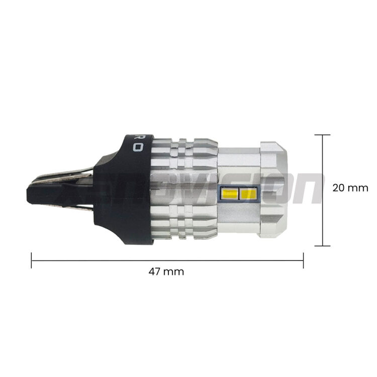 FINE SERIE: NO GARANZIA <strong>3x più luce.</strong> Una lampada LED T20 per Frecce. Richiede resistenze per eliminare lampeggio rapido. Qualità Massima.